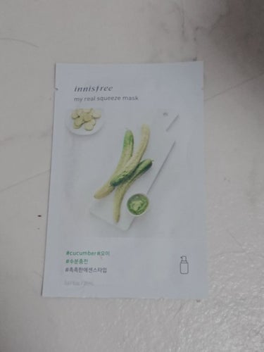 🌱Innisfree マイリアルスクイーズマスク EX🌱

こんにちは！
以前の投稿の続きで、Innisfreeのパックを紹介します！

私が使ったのは『きゅうり』で、特徴は以下の通り。
・乾燥した肌に