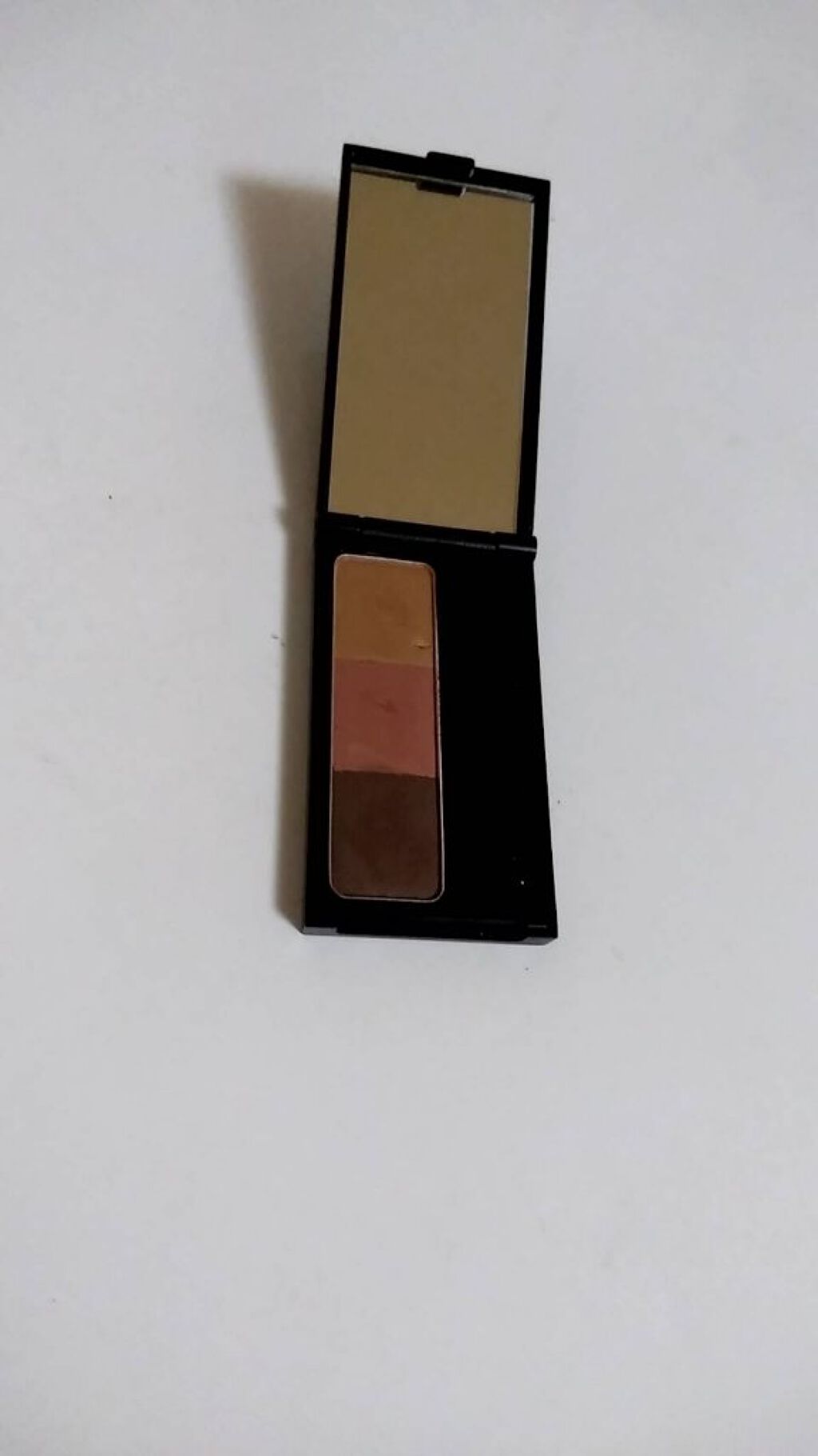 URGLAM　GLITTER GEM/U R GLAM/ジェル・クリームチークを使ったクチコミ（3枚目）