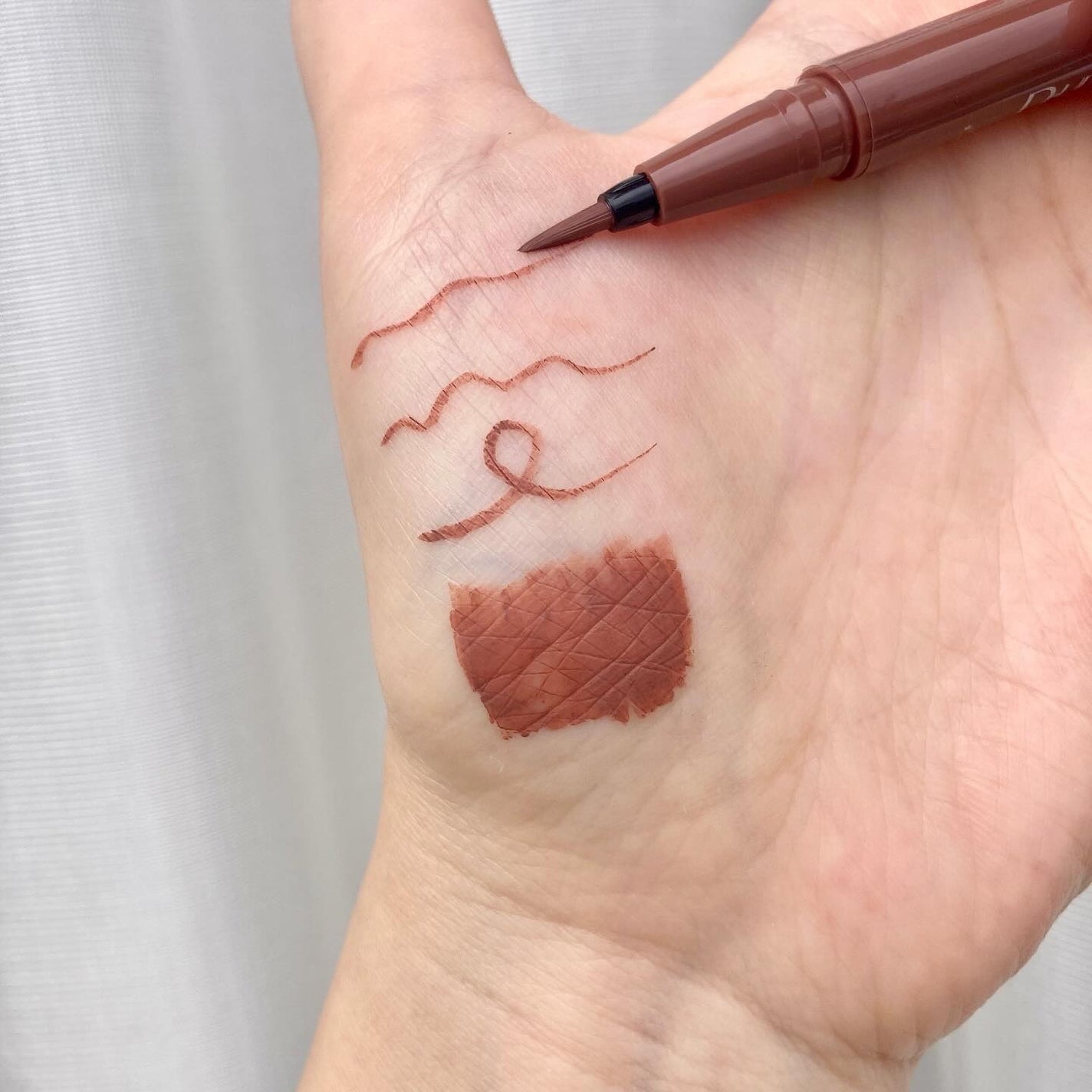 シルキーリキッドアイライナーWP/D-UP/リキッドアイライナーを使ったクチコミ(3枚目)