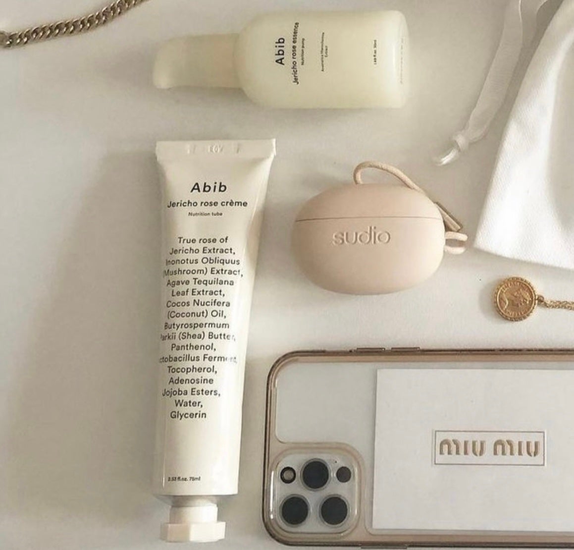 垢抜けにゃん(コスメ/ダイエット備忘録) on LIPS 「肌を落ち着かせたい時はAbibの復活草
パックやクリーム
いろ..」(1枚目)