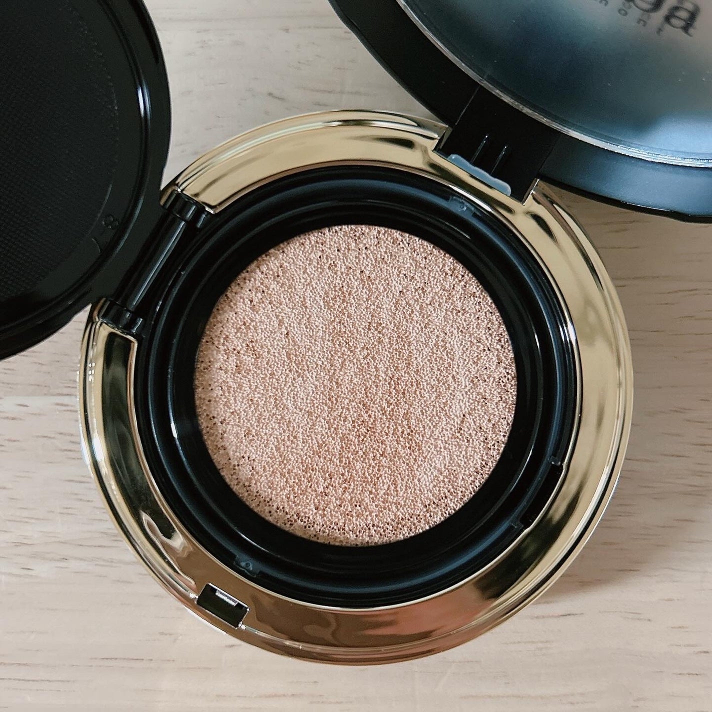 スキンフィットグラインディングセラムカバーパクト/ダルバ/その他ファンデーションを使ったクチコミ(3枚目)