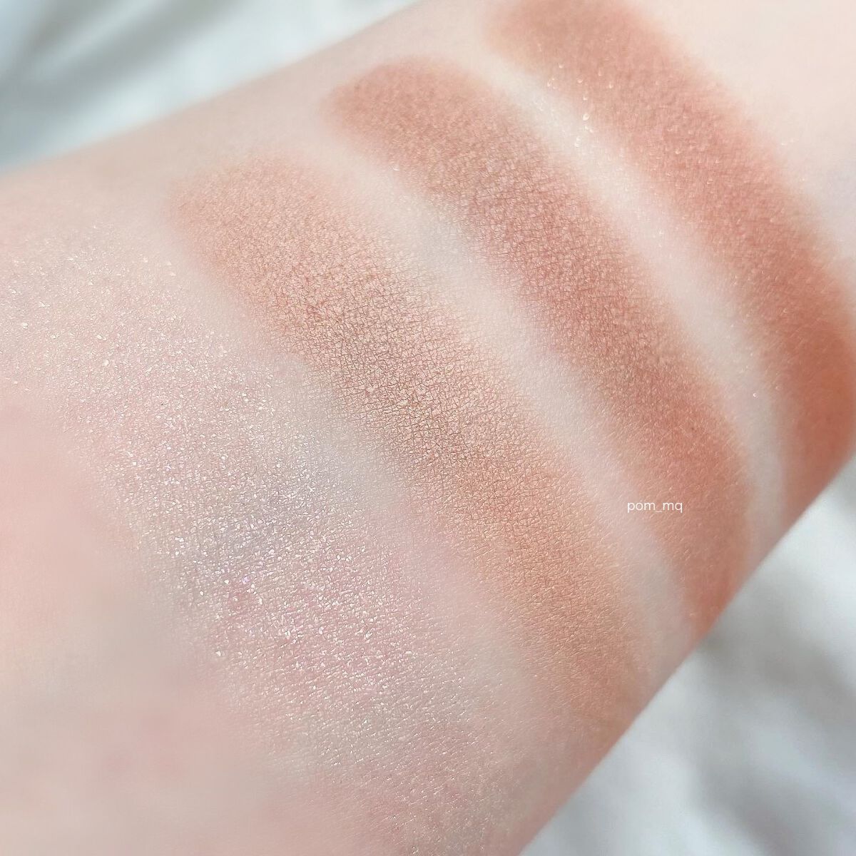 シルキースフレアイズ（マットタイプ）/キャンメイク/アイシャドウパレットを使ったクチコミ（3枚目）