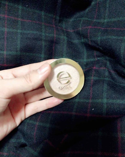 シャイニーシャドウ N/excel/単色アイシャドウを使ったクチコミ(1枚目)