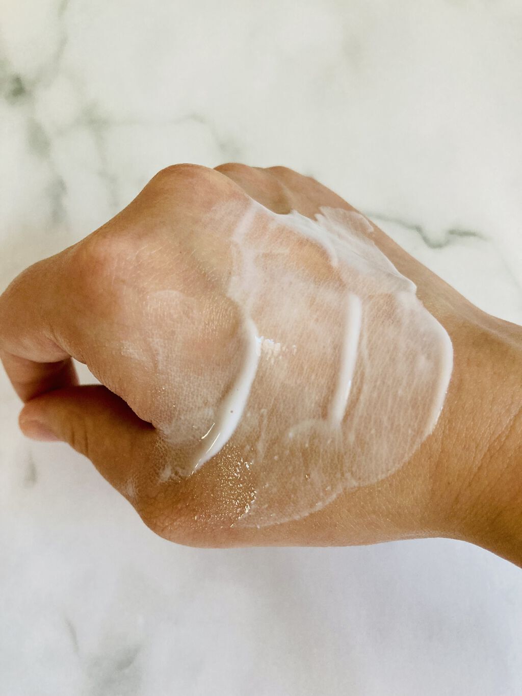 雪肌精 クリアウェルネス スムージング ミルクのクチコミ「【使った商品】
雪肌精 クリアウェルネススムージング ミルク

ロングセラーの雪肌精から新ライ.....」（3枚目）