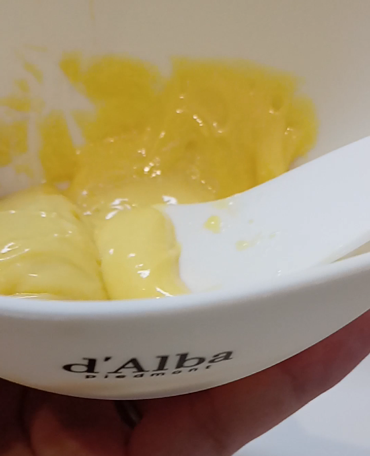 WHITE TRUFFLE SERUM & CREAM MODELING MASK/ダルバ/その他スキンケアを使ったクチコミ（3枚目）