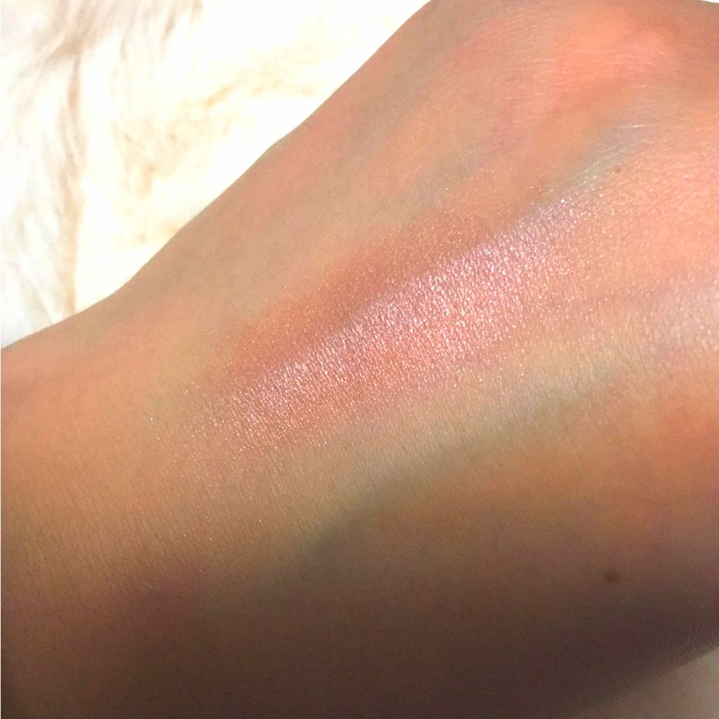 ピアープラッシュシャドウ/EGLIPS/単色アイシャドウを使ったクチコミ(2枚目)