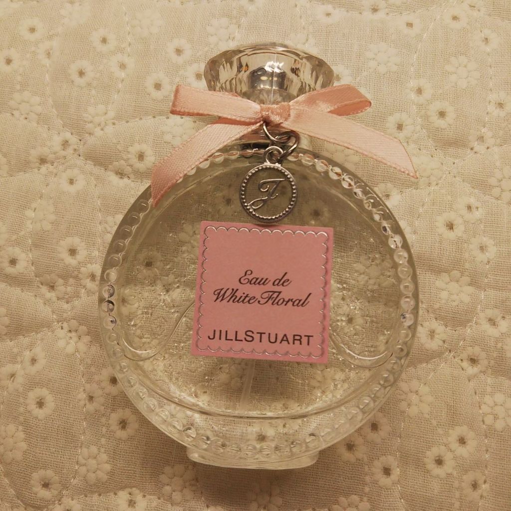 ジルスチュアート リラックス オード ホワイトフローラル/JILL STUART/香水(レディース)を使ったクチコミ（1枚目）