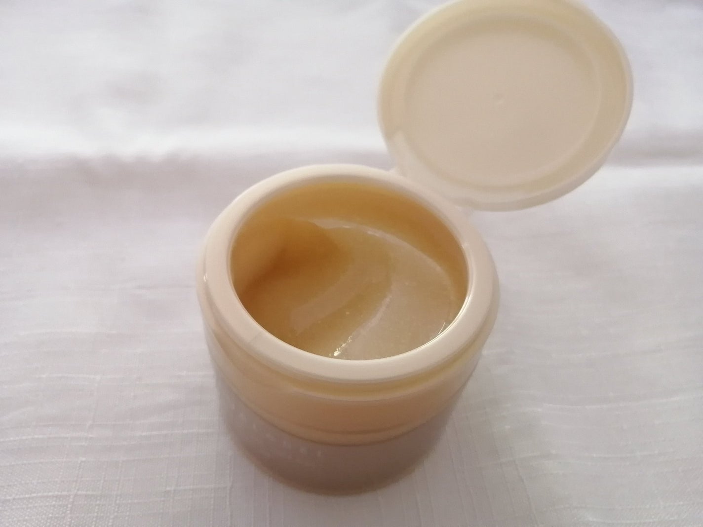 スペシャルジェルクリームA(オイルイン)/アクアレーベル/オールインワン化粧品を使ったクチコミ(4枚目)