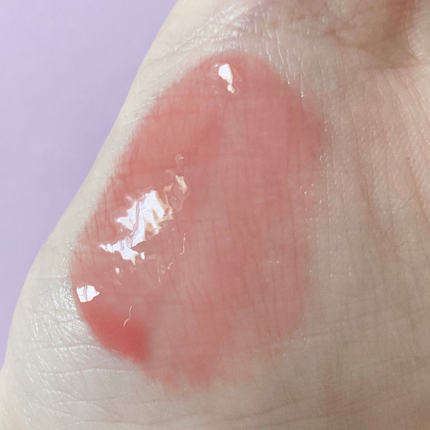 フィー 3Dボリューミンググロス/fwee/リップグロスを使ったクチコミ(4枚目)