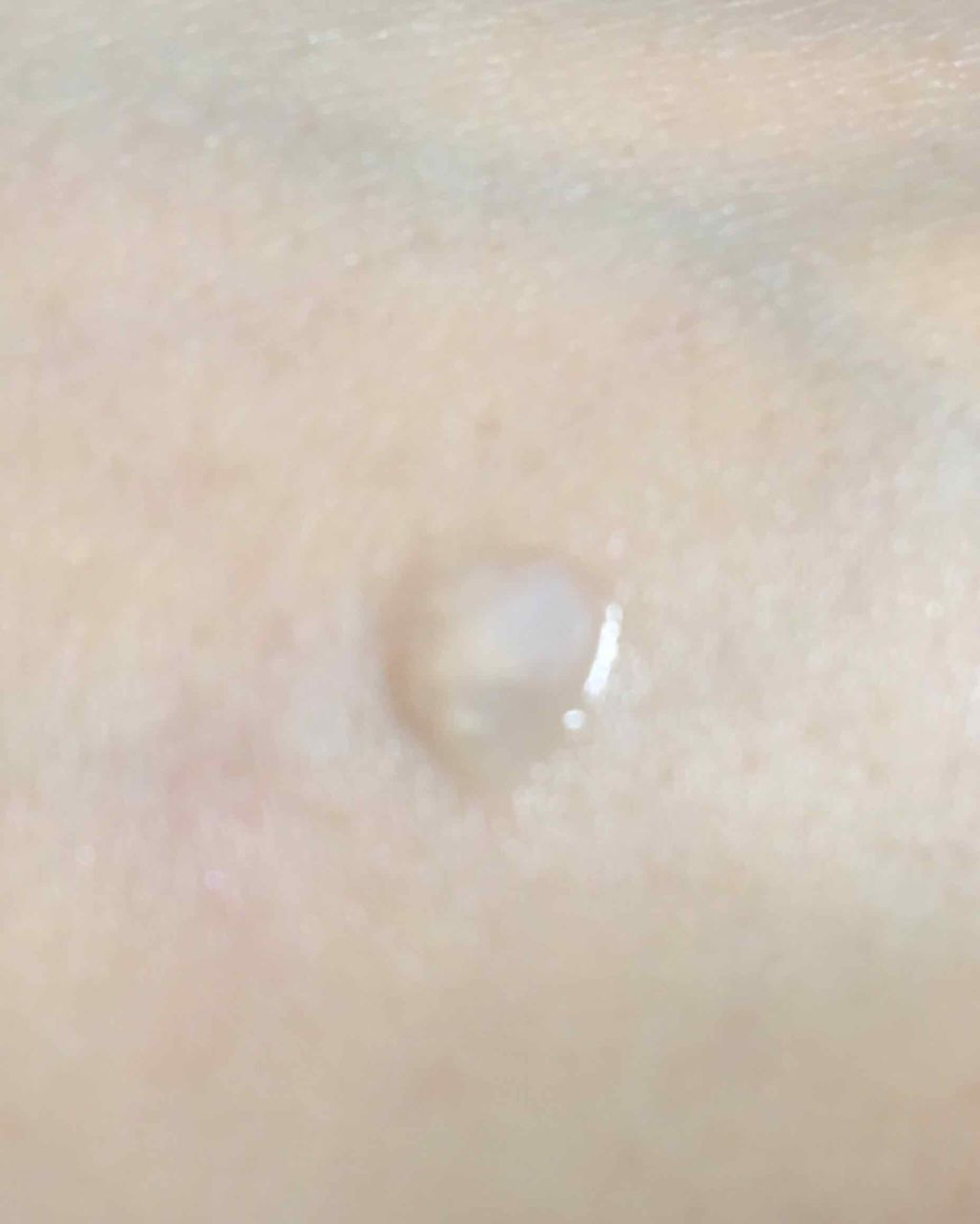 リップ ジェル マジック/コーセーコスメニエンス/リップグロスを使ったクチコミ（2枚目）