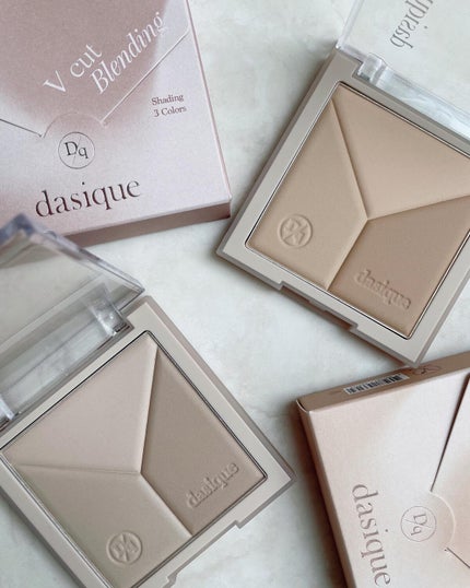 Vカットブレンディングシェーディング/dasique/シェーディングを使ったクチコミ(1枚目)