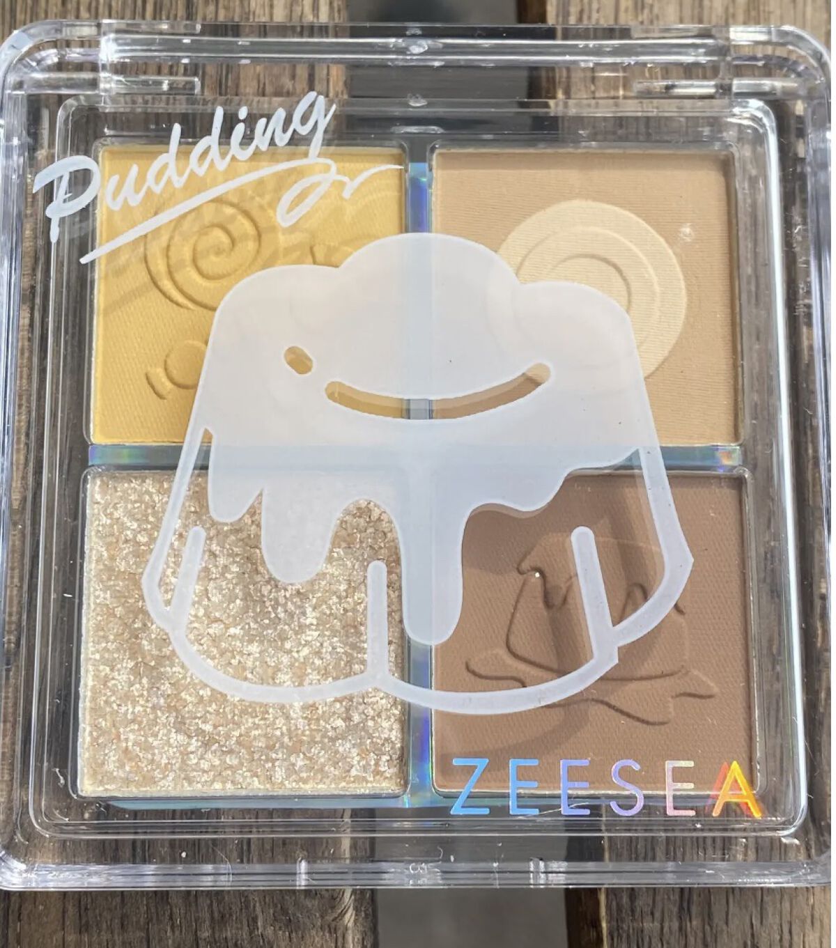 ZEESEAデザートコレクション４カラーアイシャドウパレット/ZEESEA/アイシャドウパレットを使ったクチコミ（1枚目）