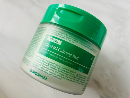 MEDIPEEL フィトシカノールカーミングパッドのクチコミ「| メディピール |
フィトシカノールカーミングパット
大きめのパットにはたっぷりの美容液.....」(2枚目)