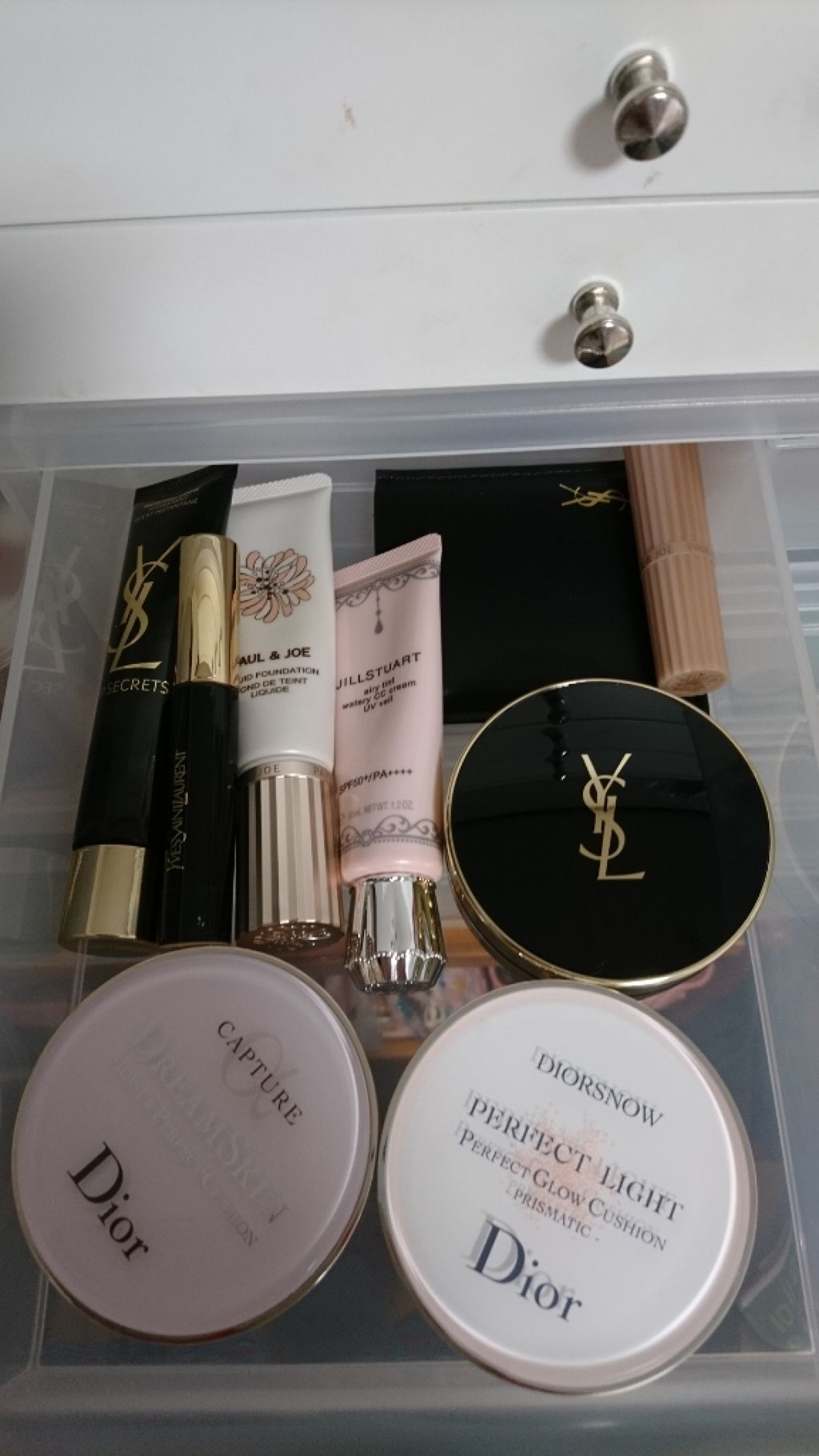 タン ラディアント タッチ エクラ/YVES SAINT LAURENT BEAUTE/リキッドファンデーションを使ったクチコミ（2枚目）