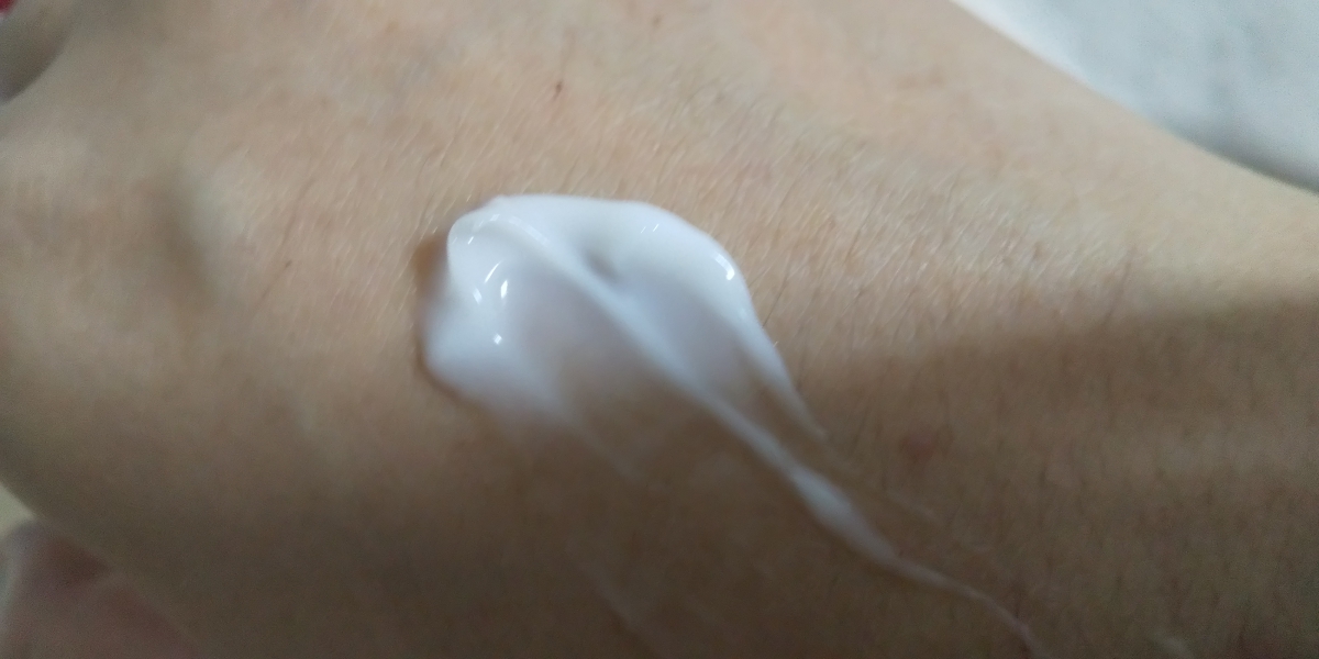 スペシャルジェルクリームA（オイルイン）/アクアレーベル/オールインワン化粧品を使ったクチコミ（3枚目）