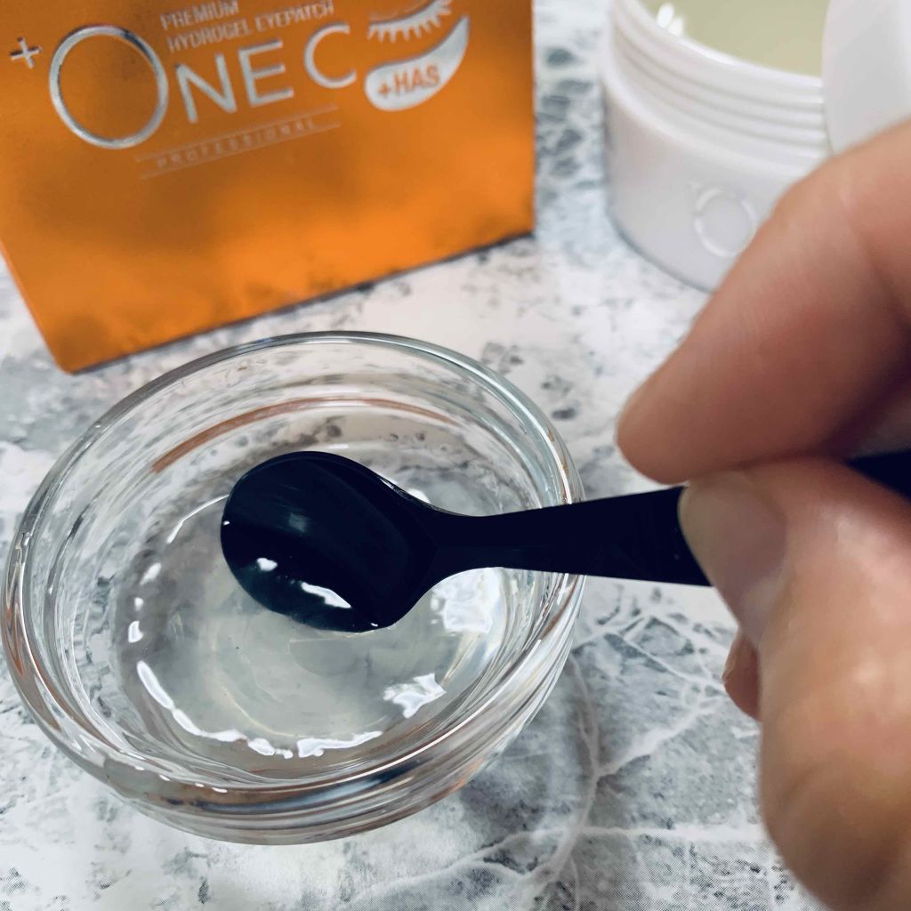 プレミアム ハイドロゲルアイパッチ/+OneC(プラワンシー)/アイケア・アイクリームを使ったクチコミ(4枚目)