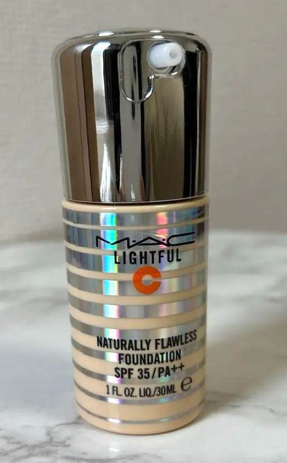 スタジオ ラディアンス セラム ファンデーション NC15/M・A・C/リキッドファンデーションを使ったクチコミ（1枚目）