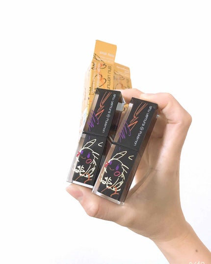 ルージュ アンリミテッド ラッカーシャイン<2019年クリスマスコフレ限定>/shu uemura/口紅を使ったクチコミ(1枚目)