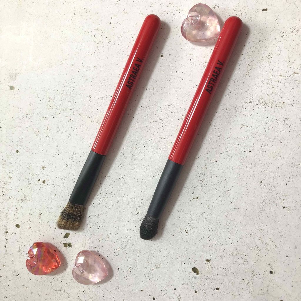 熊野筆 化粧筆 アイシャドウ用(平型・松リス毛)/アストレア ヴィルゴ/メイクブラシを使ったクチコミ（3枚目）