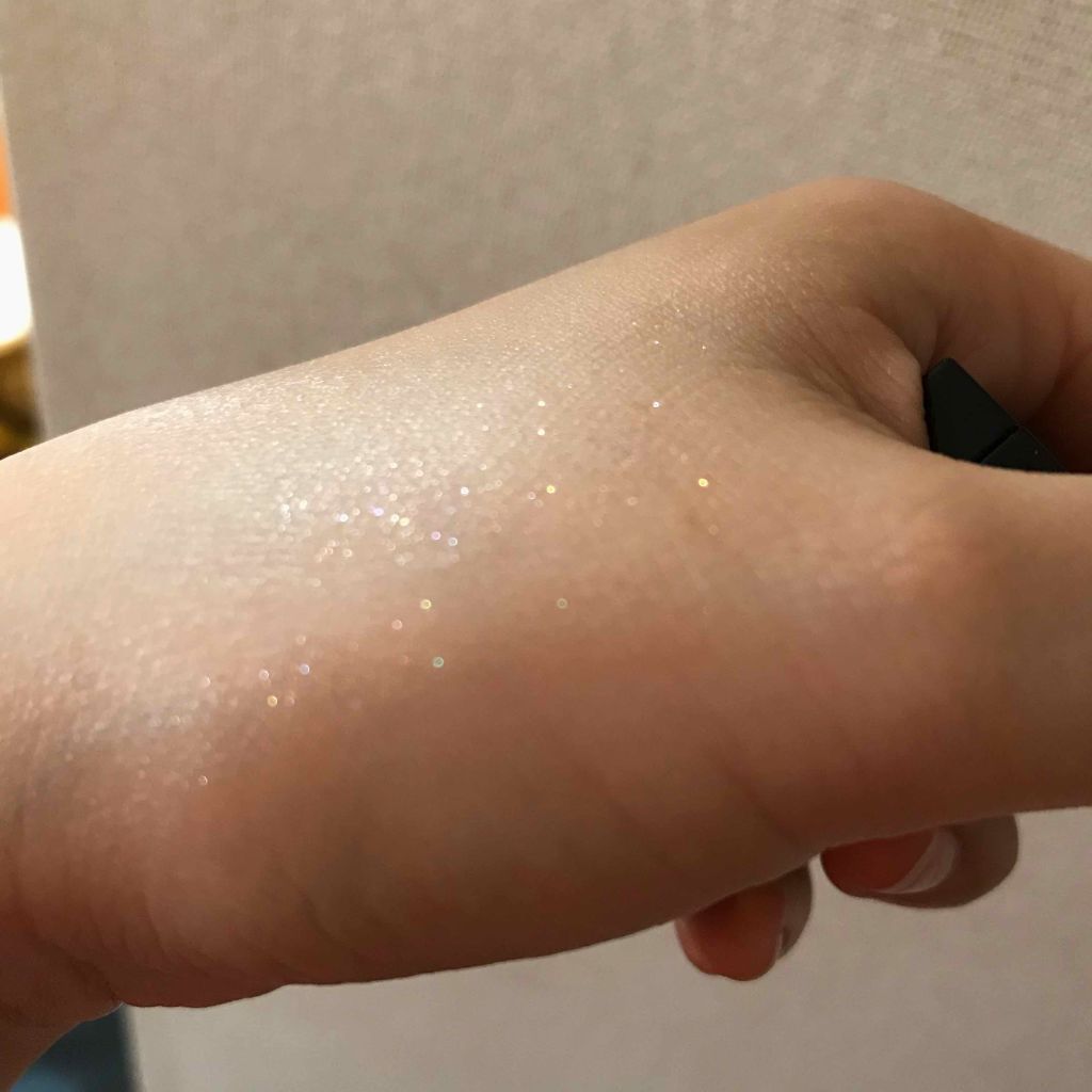 プリズム エアー シャドウ/CLIO/単色アイシャドウを使ったクチコミ（2枚目）