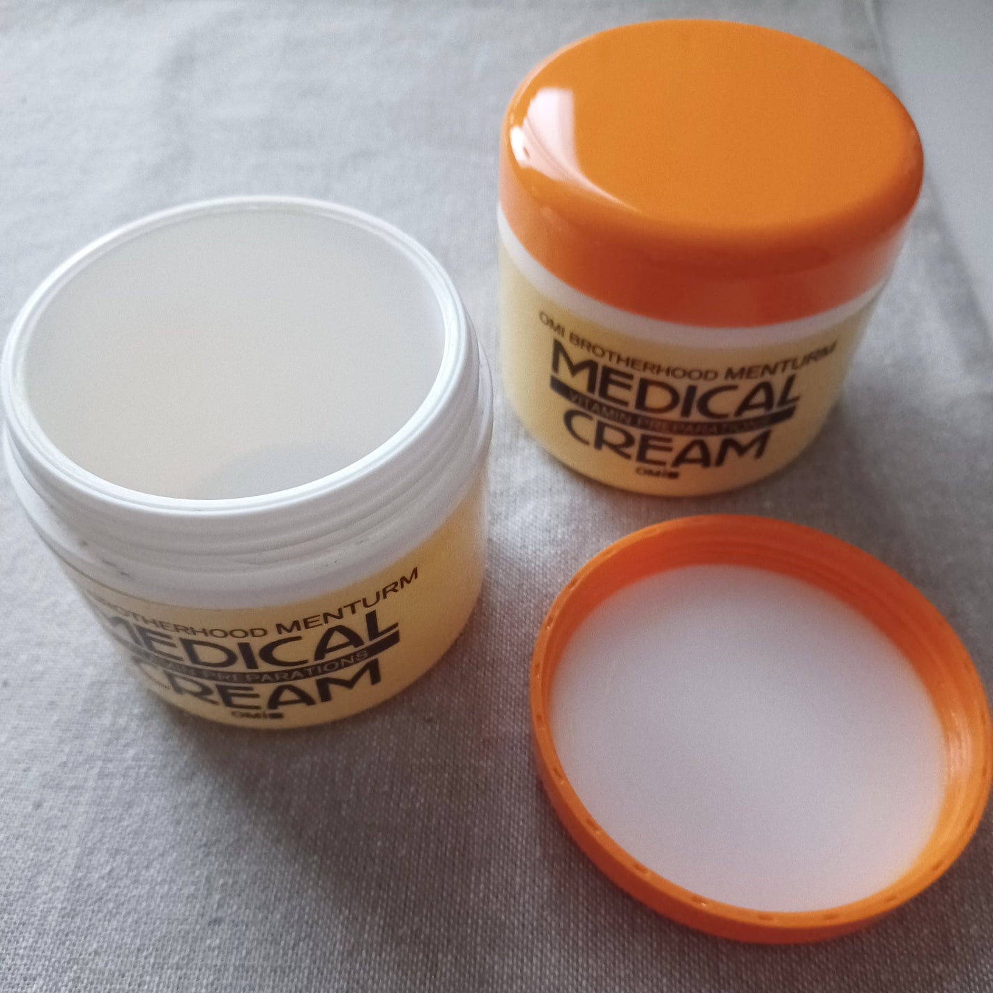 メディカルクリームG(薬用クリームG)/メンターム/ハンドクリームを使ったクチコミ(3枚目)