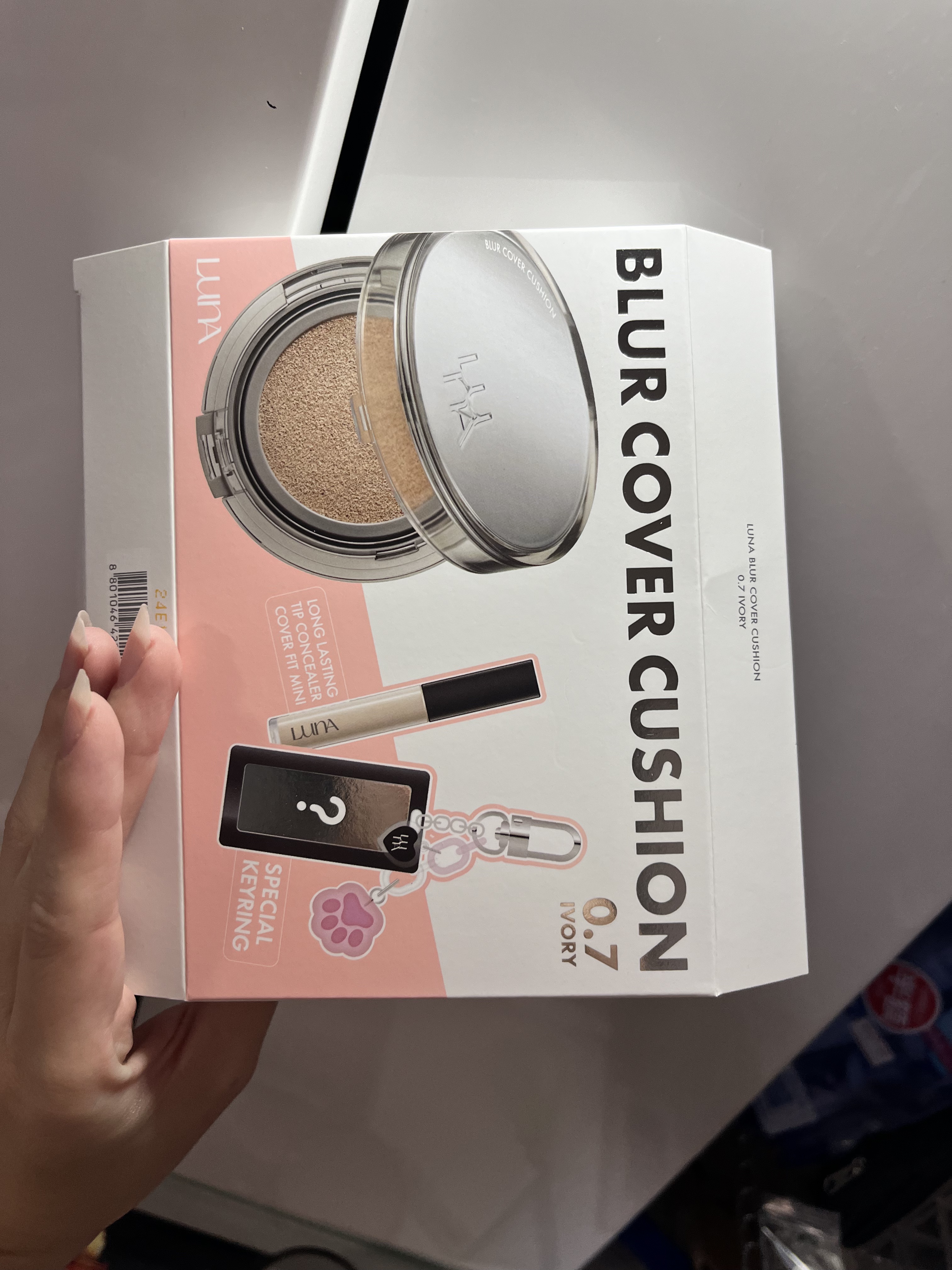 ブラーカバークッション ミニコンシーラー+キーリング付きクッションセット 1.5 ペタル/LUNA/クッションファンデーションを使ったクチコミ（1枚目）