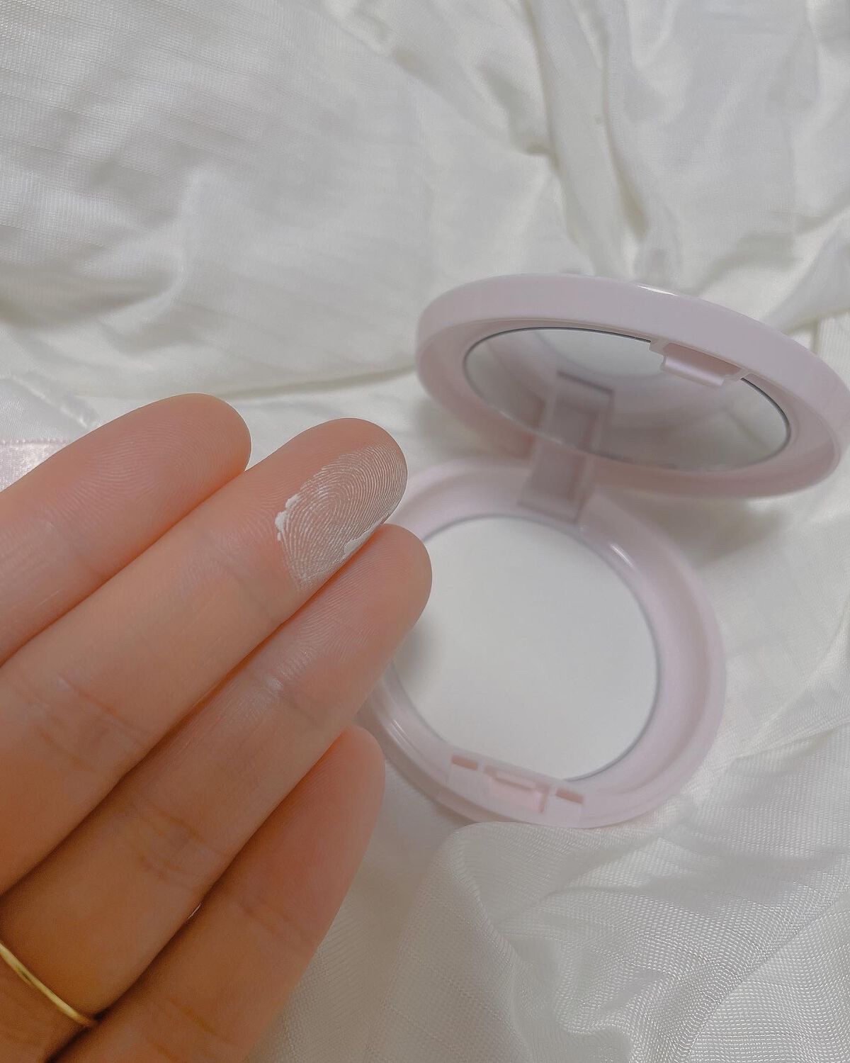 薬用 スキンケア パウダー/アクネオ/プレストパウダーを使ったクチコミ（3枚目）