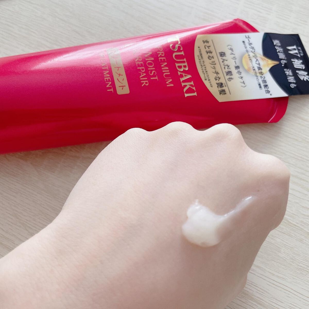 TSUBAKI プレミアムモイスト&リペア トリートメントのクチコミ「
TSUBAKI ﾌﾟﾚﾐｱﾑﾓｲｽﾄ&ﾘﾍﾟｱ💐

:::::::::: ୨୧:::::::.....」（2枚目）