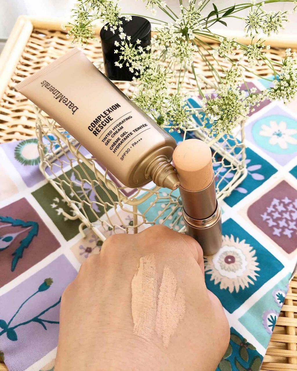 CR ティンテッド ジェル クリーム/bareMinerals/化粧下地を使ったクチコミ(3枚目)