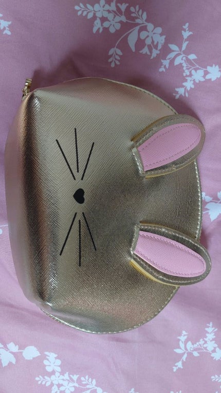 ダイヤモンドライト ハイライター ブラシ/Too Faced/メイクブラシを使ったクチコミ(4枚目)