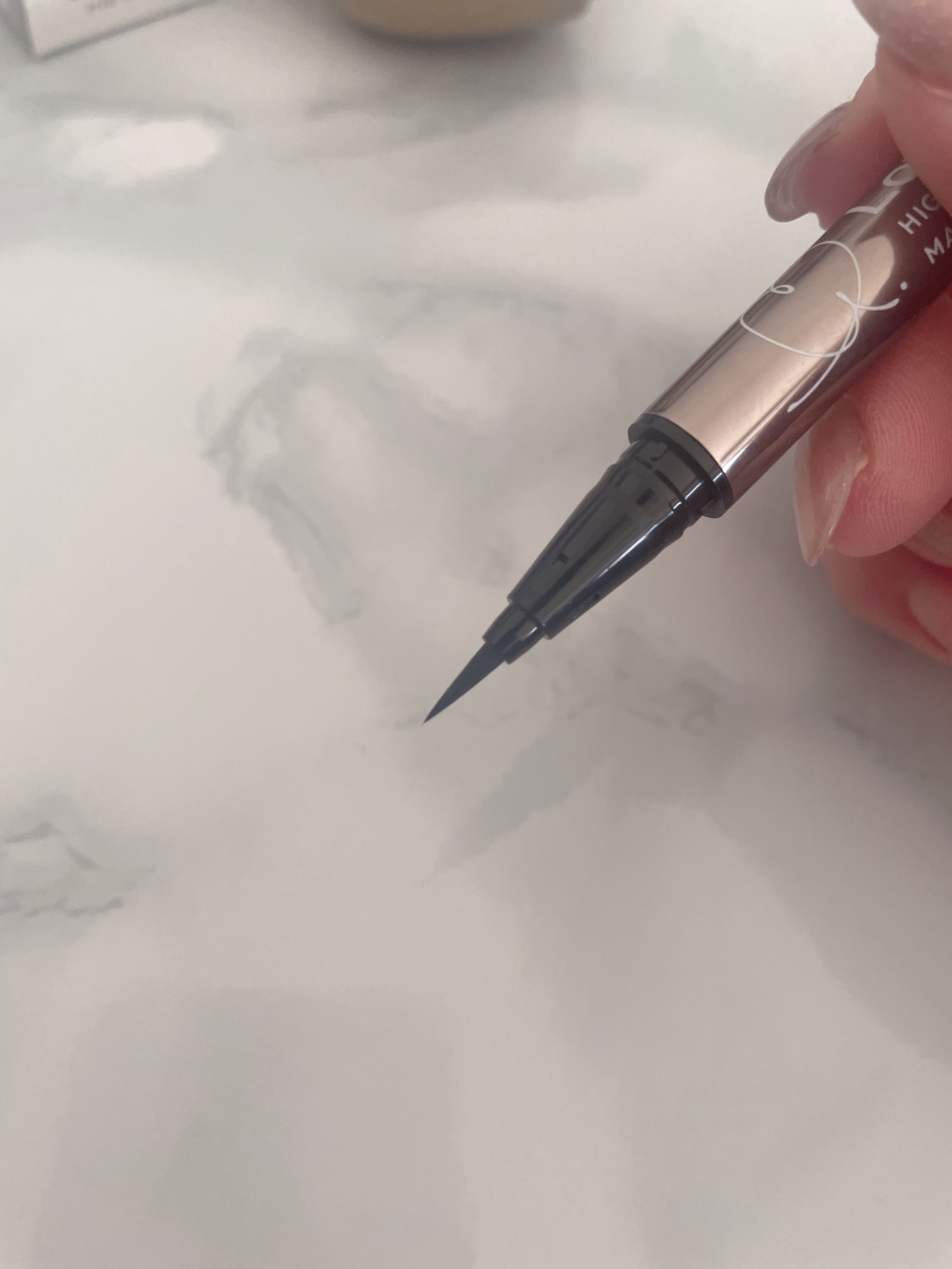 リキッドアイライナーR4/ラブ・ライナー/リキッドアイライナーを使ったクチコミ（2枚目）