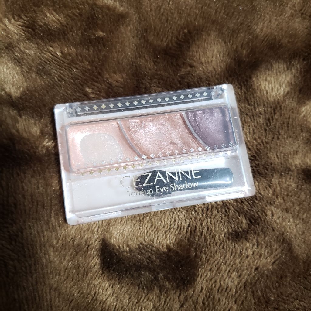 トーンアップアイシャドウ/CEZANNE/アイシャドウパレットを使ったクチコミ(1枚目)