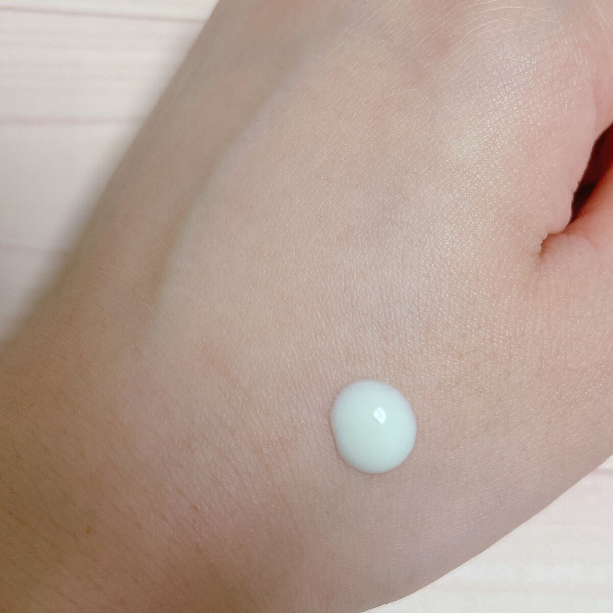 植物から生まれたミツバチUVミルク/アピセラピーコスメティクス/日焼け止めミルクを使ったクチコミ(2枚目)