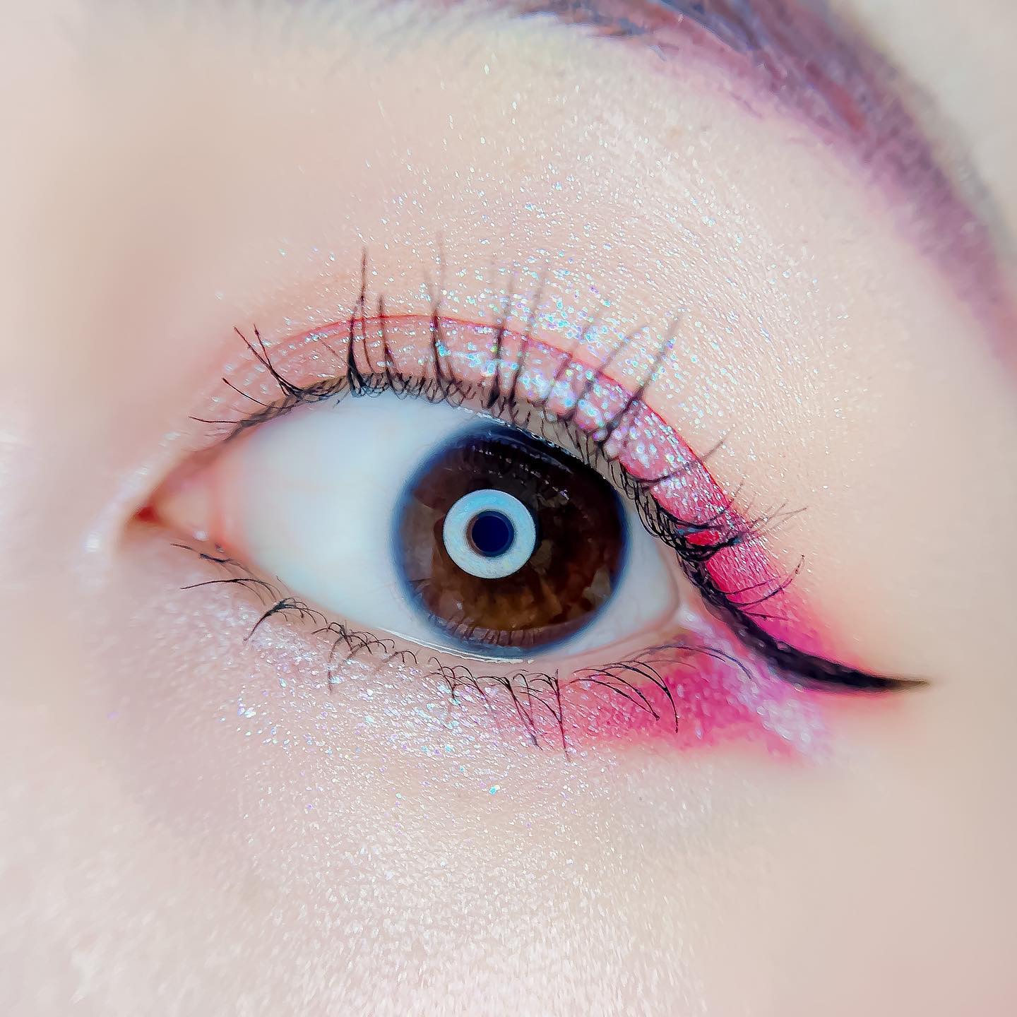 スキルレスライナー/LUMIURGLAS/リキッドアイライナーを使ったクチコミ（3枚目）