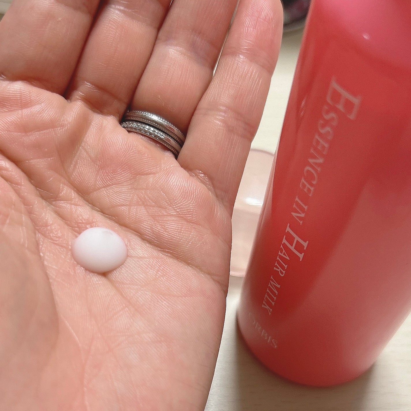 エッセンスインヘアミルク/オルビス/ヘアミルクを使ったクチコミ(2枚目)