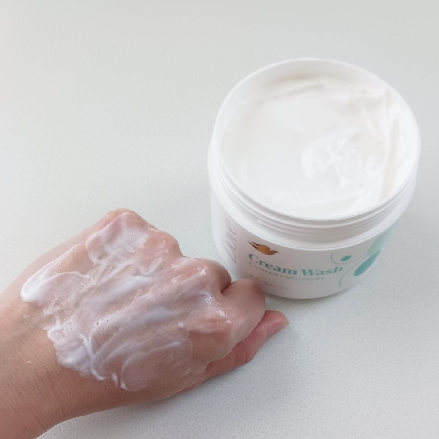 ダヴ クリームボディウォッシュ コンフォートモイスチャー/ダヴ/ボディソープを使ったクチコミ(2枚目)