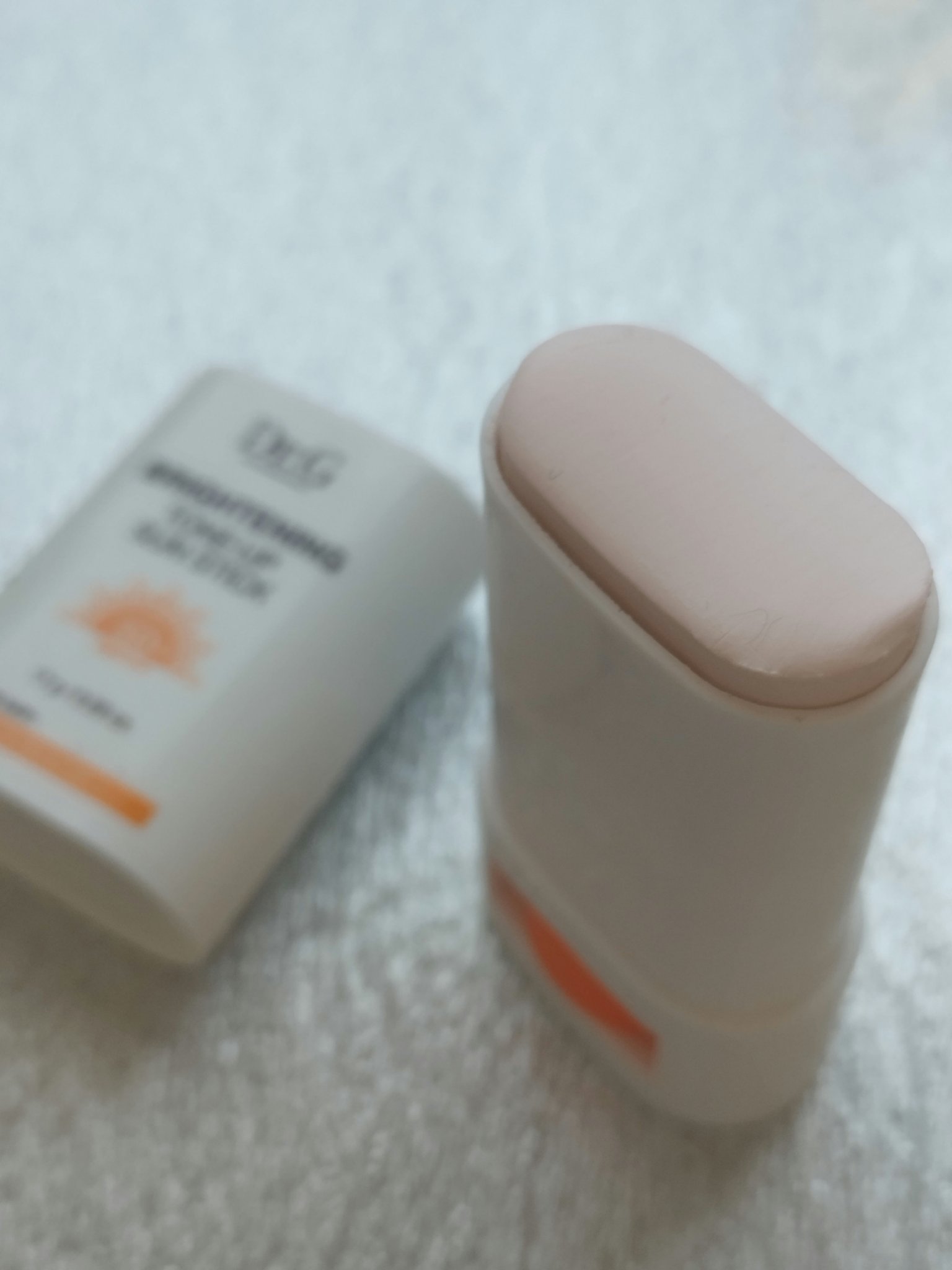 ブライトニングアップサンスティック SPF50+ PA++++/Dr.G/日焼け止めスティックを使ったクチコミ（2枚目）