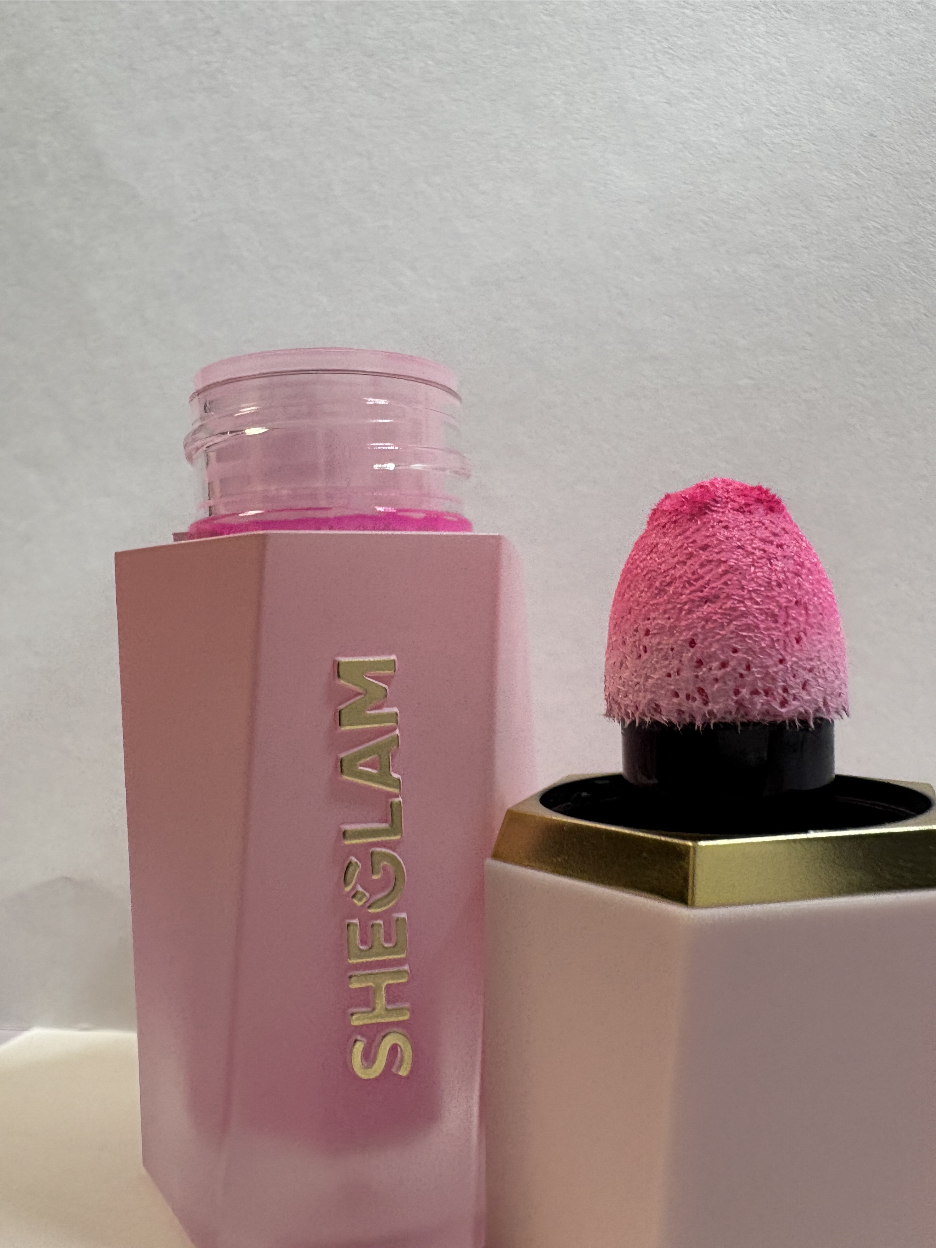 シーグラム カラーブルーム リキッドブラッシュ/SHEGLAM/リキッドチークを使ったクチコミ（2枚目）