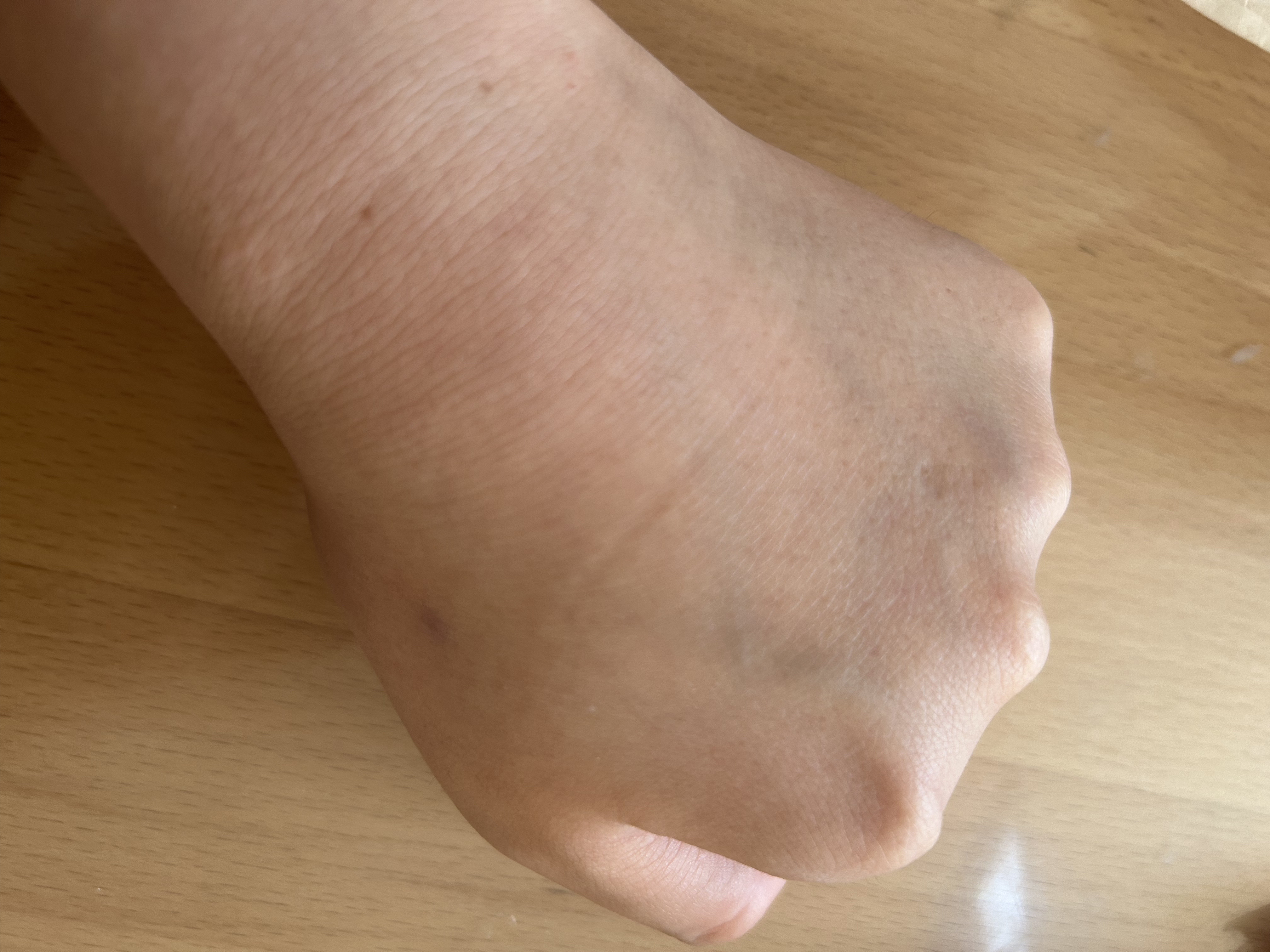 マルチプロテクション デイセラム UV 01 ナチュラル/インフィニティ/日焼け止めクリームを使ったクチコミ（3枚目）