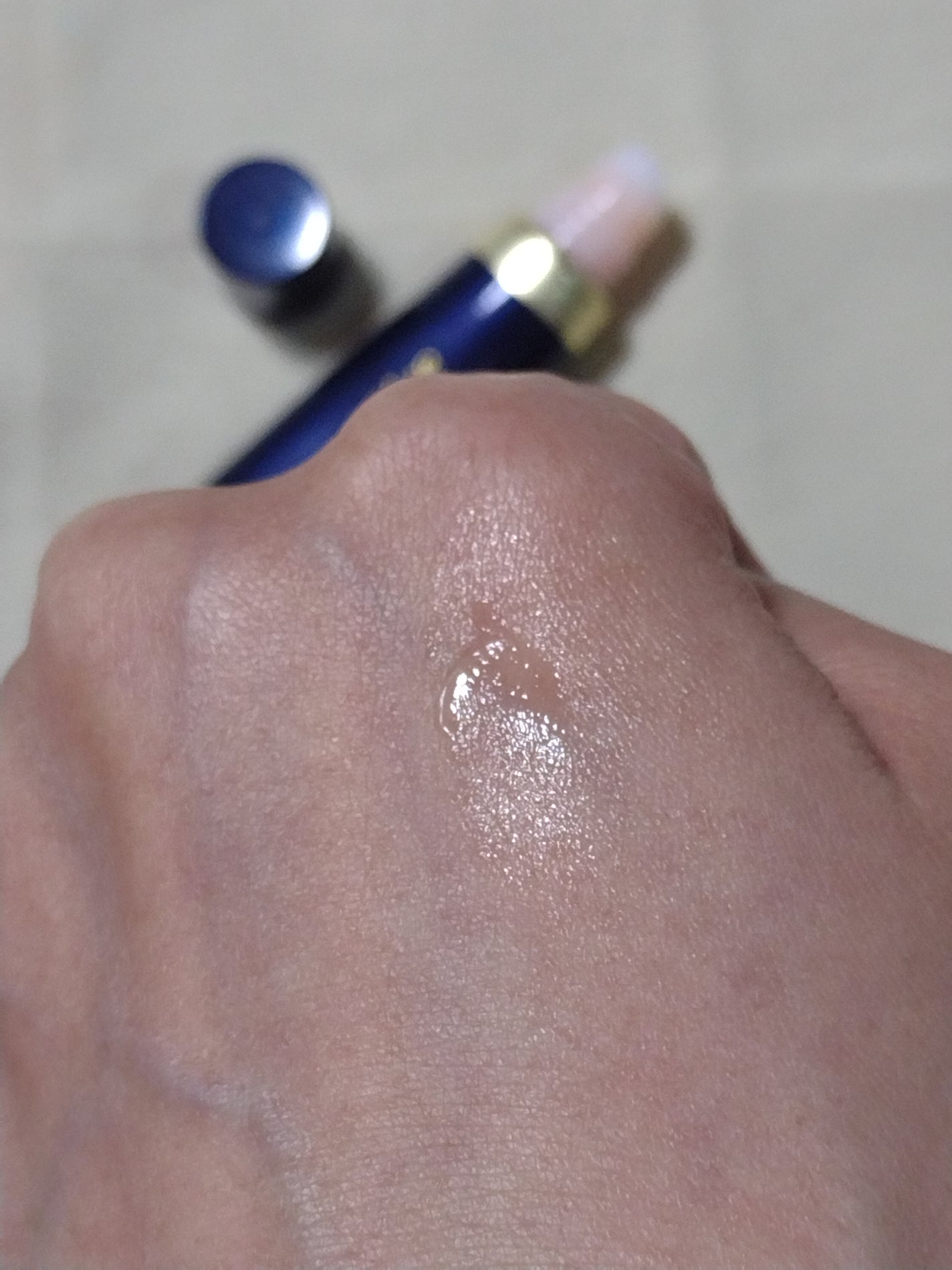 ニベア ロイヤルブルーリップ 濃密美容ケア/ニベア/リップ美容液を使ったクチコミ(3枚目)