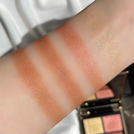 シグニチャー カラー アイズ/SUQQU/アイシャドウパレットを使ったクチコミ(5枚目)