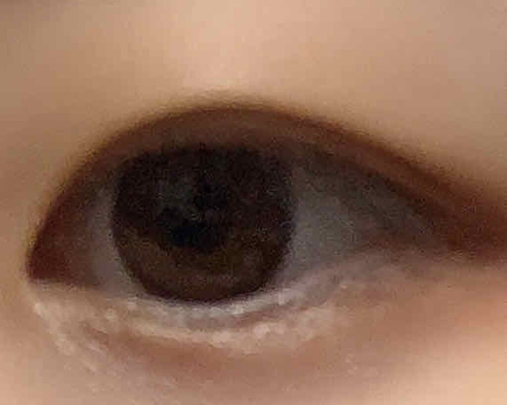 アストレア ヴィルゴ アイビューティー フィクサー ストロングフィルムのクチコミ「皆さん初めまして❗
涼鈴と申します🙇‍♀️

今日は普段使っているアストレア ヴィルゴ（普通の.....」（2枚目）