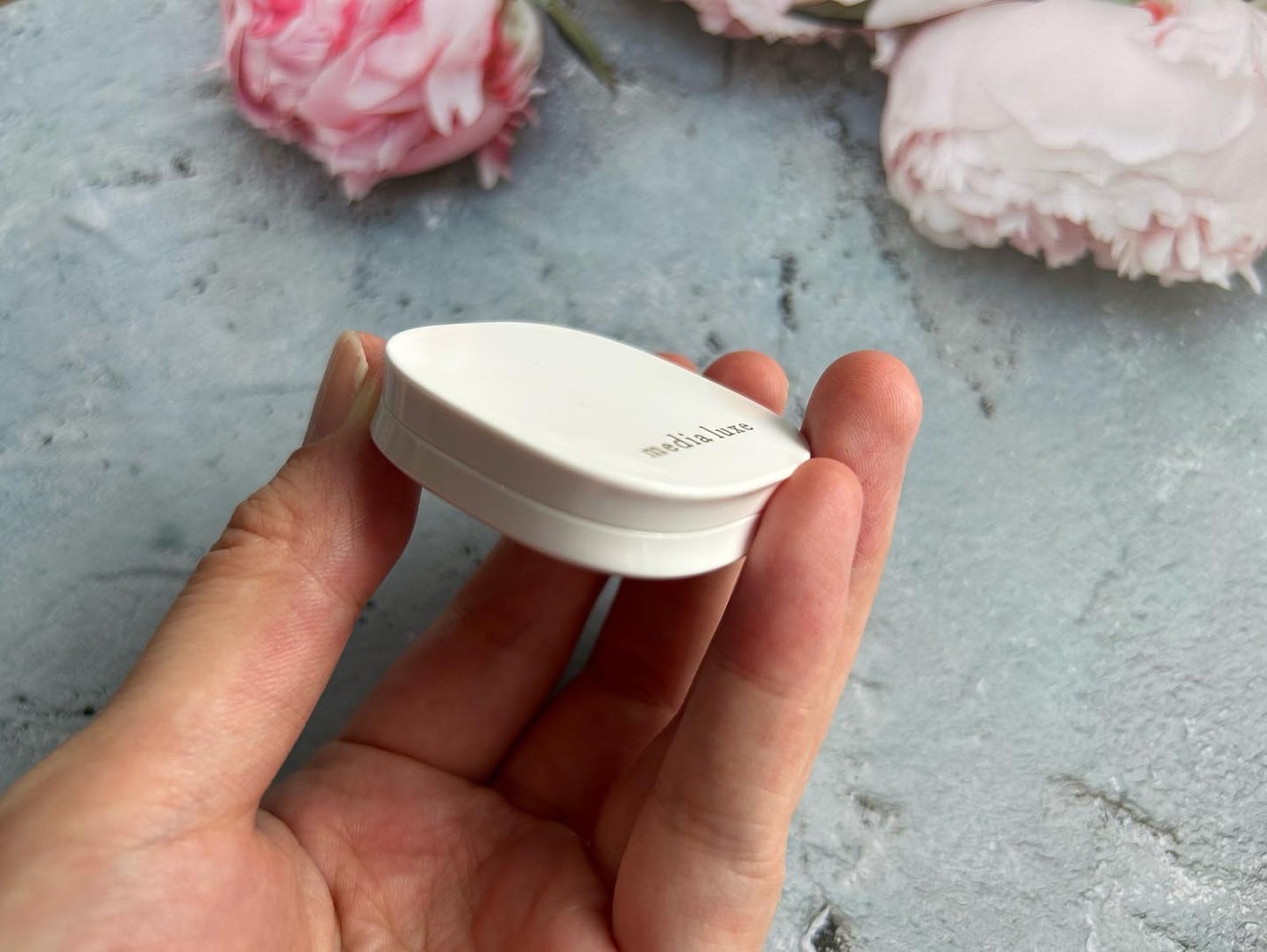 アイカラー/media luxe/アイシャドウパレットを使ったクチコミ(3枚目)