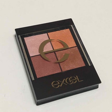 リアルクローズシャドウ/excel/アイシャドウパレットを使ったクチコミ(2枚目)