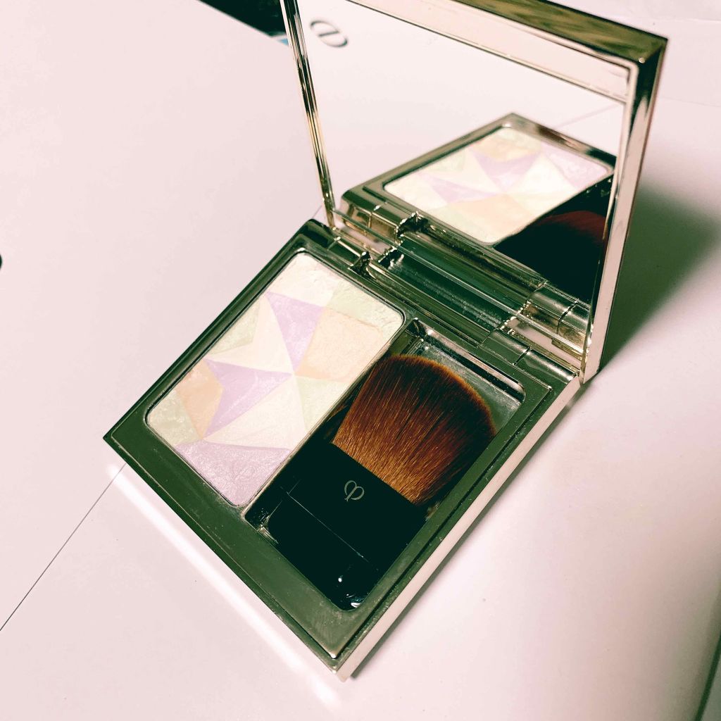 クレ・ド・ポー ボーテ レオスールデクラ/クレ・ド・ポー ボーテ/パウダーハイライトを使ったクチコミ(1枚目)