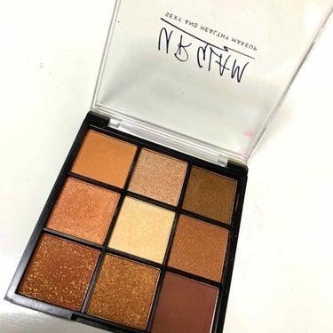 UR GLAM　BLOOMING EYE COLOR PALETTE/U R GLAM/パウダーアイシャドウを使ったクチコミ（1枚目）