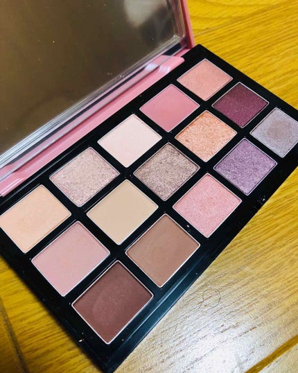 プレイカラーアイパレット ランジェリーバックステージ/ETUDE/アイシャドウパレットを使ったクチコミ(2枚目)
