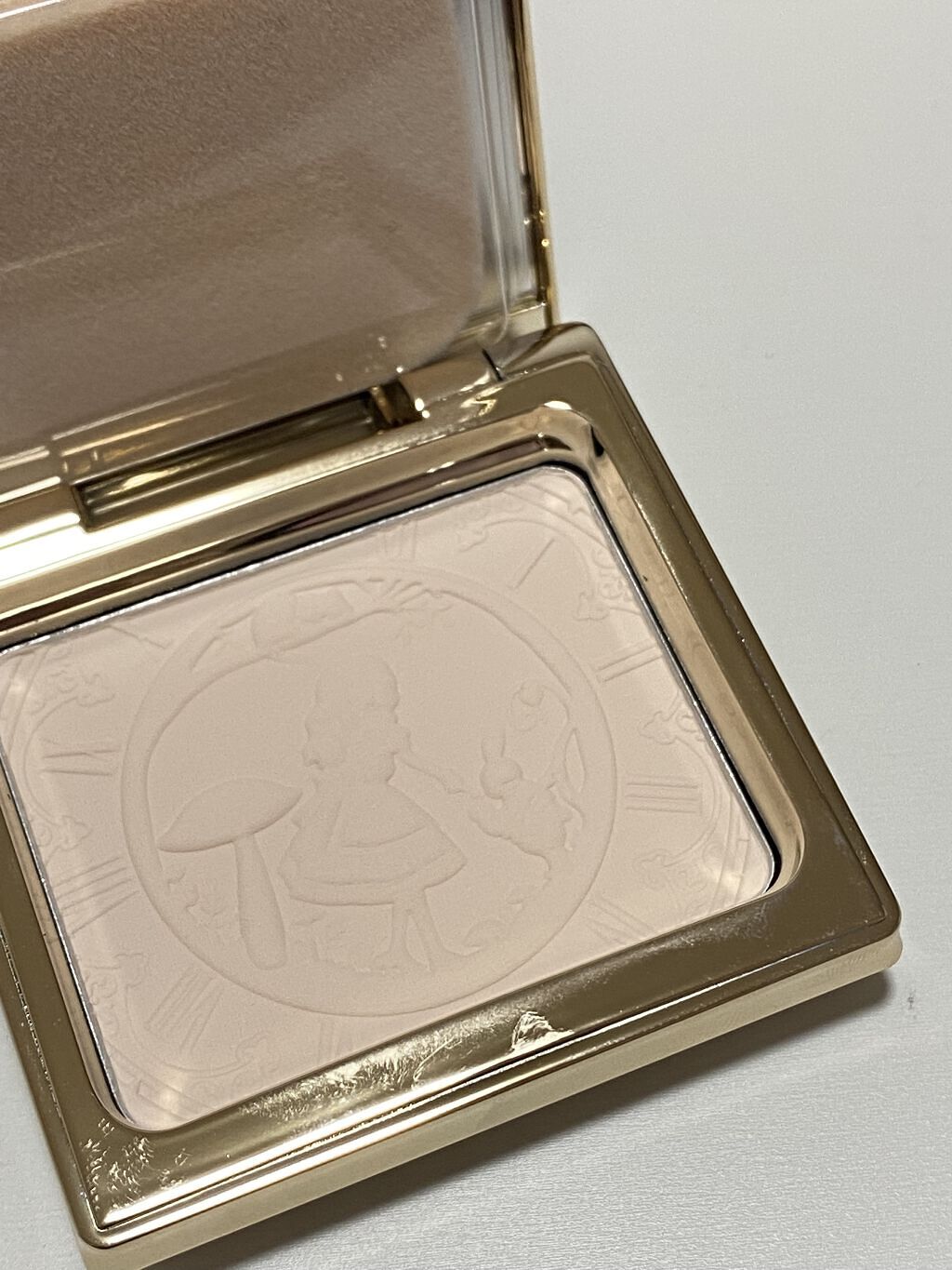 アリス クリアプレストパウダー/ZEESEA/プレストパウダーを使ったクチコミ（2枚目）