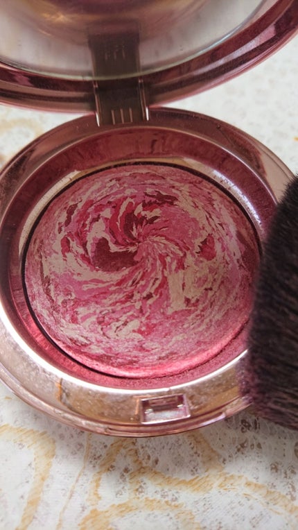 イリュージョングリッタリングブラッシャー/PRIVIA/パウダーチークを使ったクチコミ(3枚目)