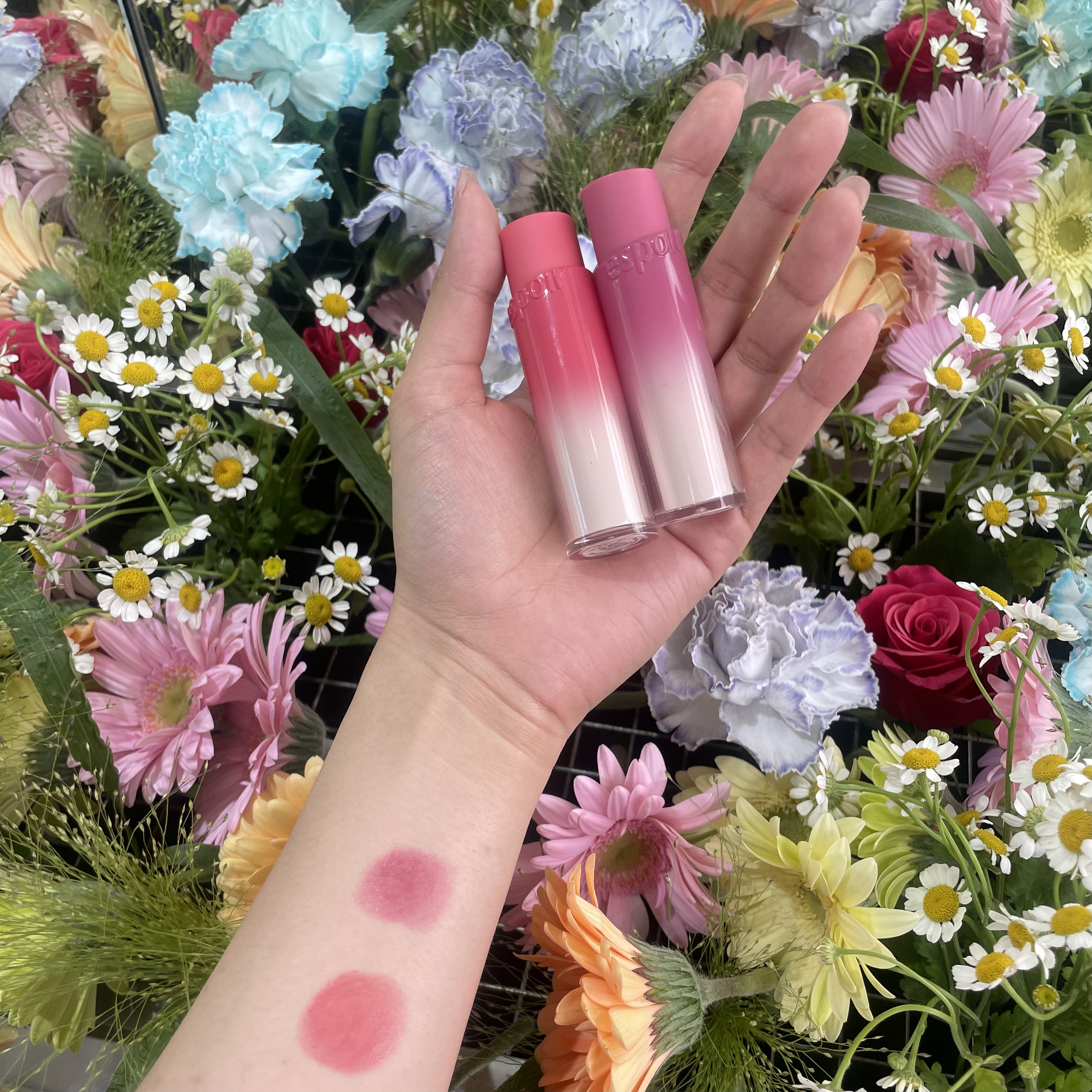 ノーウェアリップスティック バーミンググロー/espoir/口紅を使ったクチコミ（2枚目）